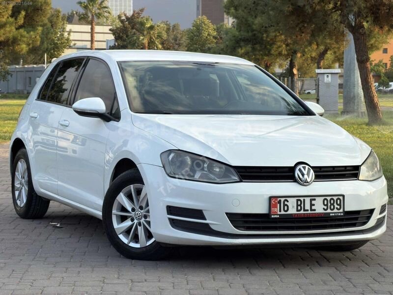 Galeriden Volkswagen Golf 1.6 TDi BlueMotion Midline Plus 2016 Model Bursa 256.000 km Beyaz