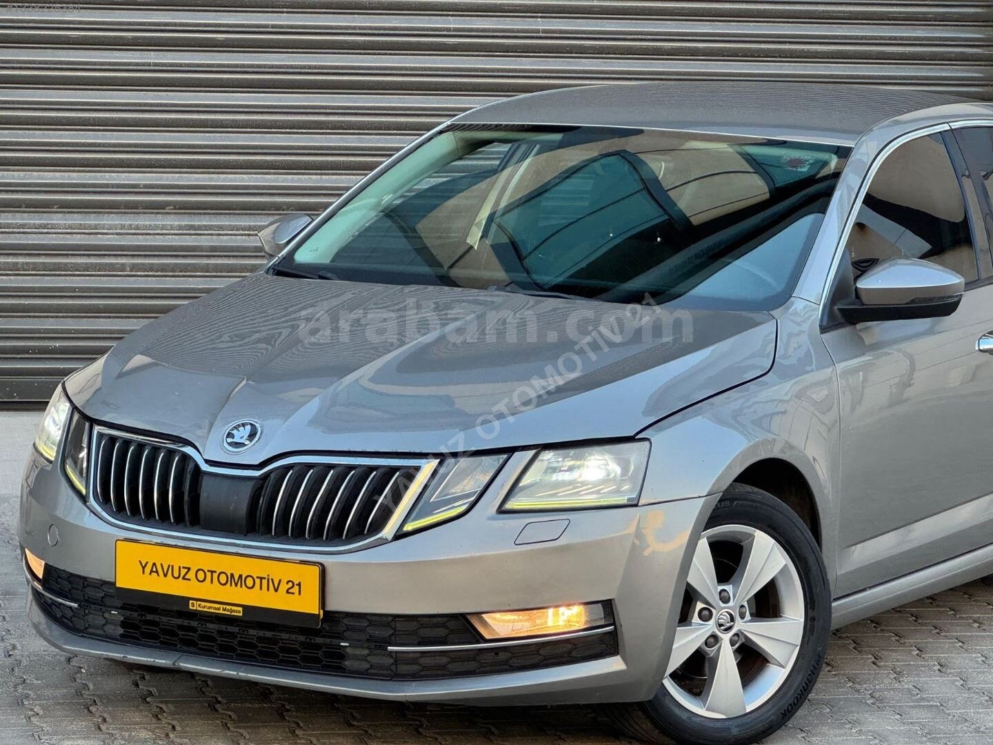 Galeriden Skoda Octavia 1.6 TDI Style 2018 Model Diyarbakır 208.000 km Gri 2