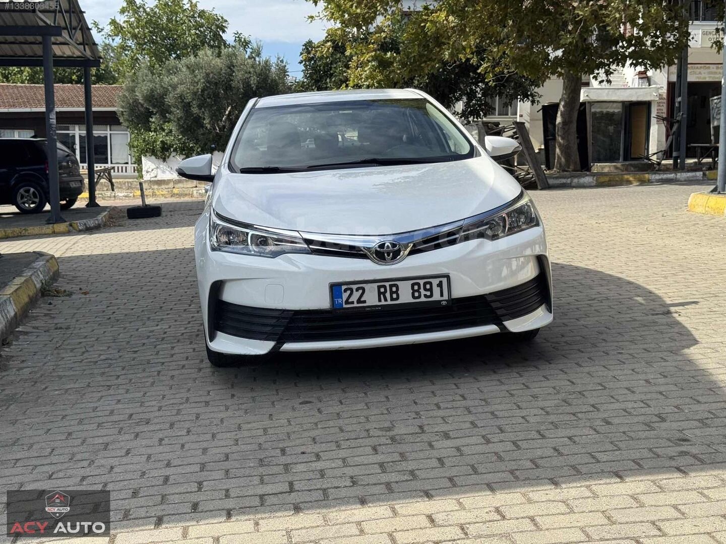 Galeriden Toyota Corolla 1.33 Life 2016 Model İstanbul 190.000 km Beyaz 2