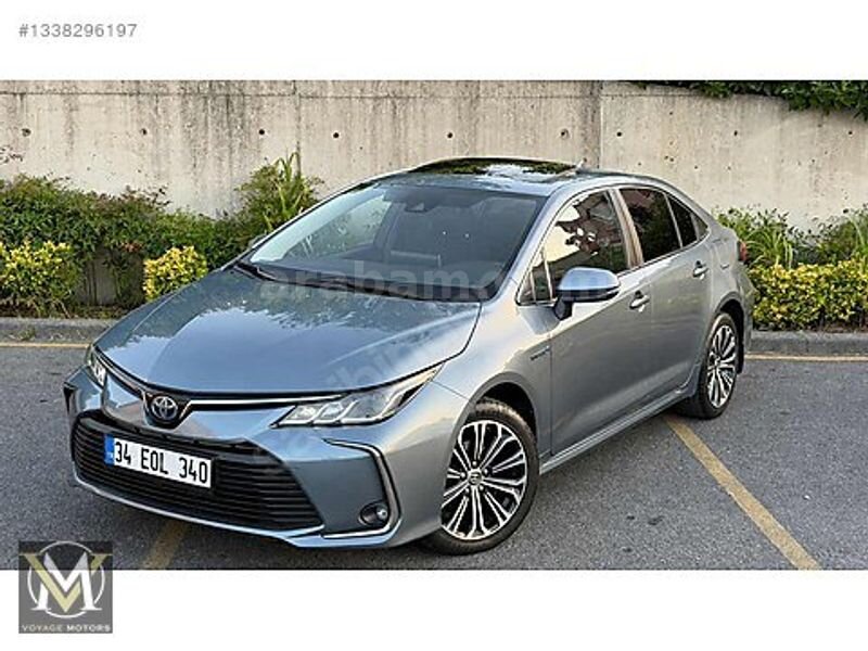 Galeriden Toyota Corolla 1.8 Hybrid Flame X-Pack 2021 Model İstanbul 152.000 km Mavi