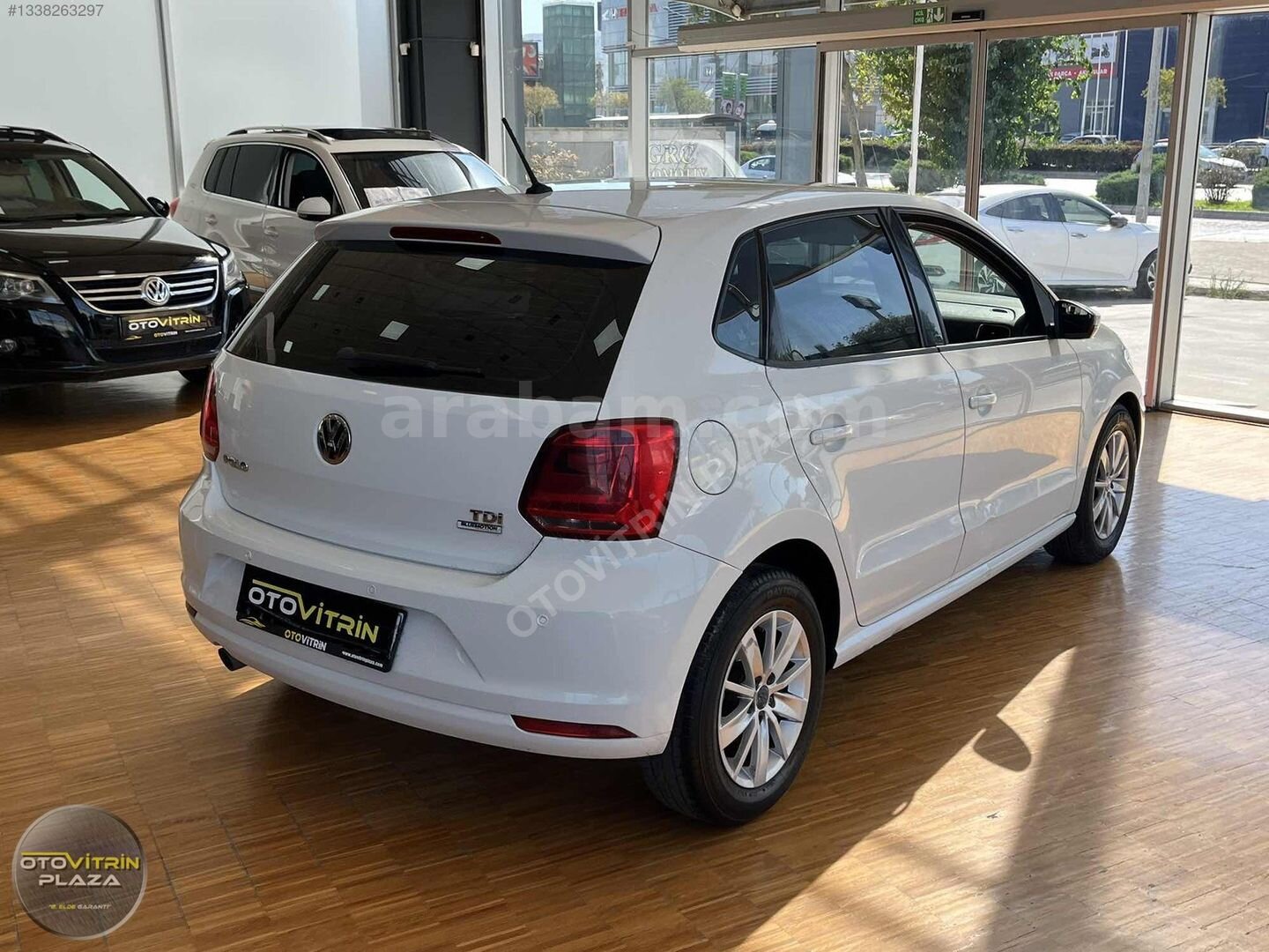Galeriden Volkswagen Polo 1.4 TDi Comfortline 2015 Model İzmir 130.000 km Beyaz 6