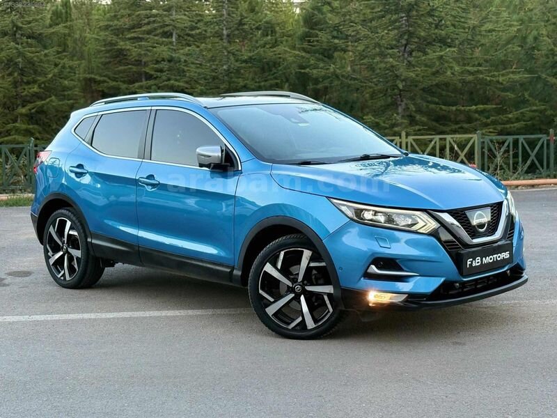 2017 / NİSSAN / Qashqai / PLATİNUM PREMİUM / HATASIZ /