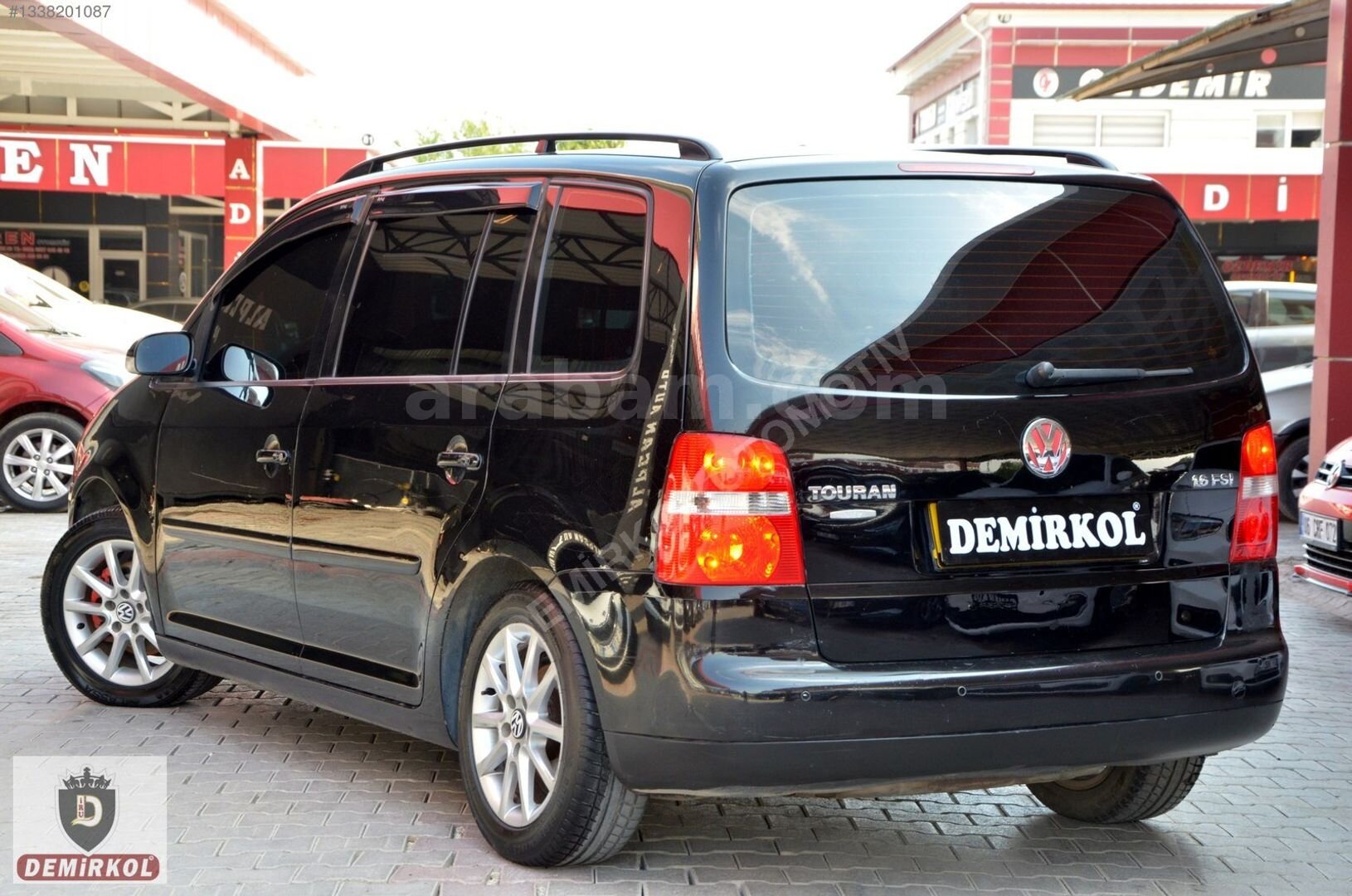 Galeriden Volkswagen Touran 1.6 FSi Comfortline 2004 Model Adana 280.000 km Siyah 7