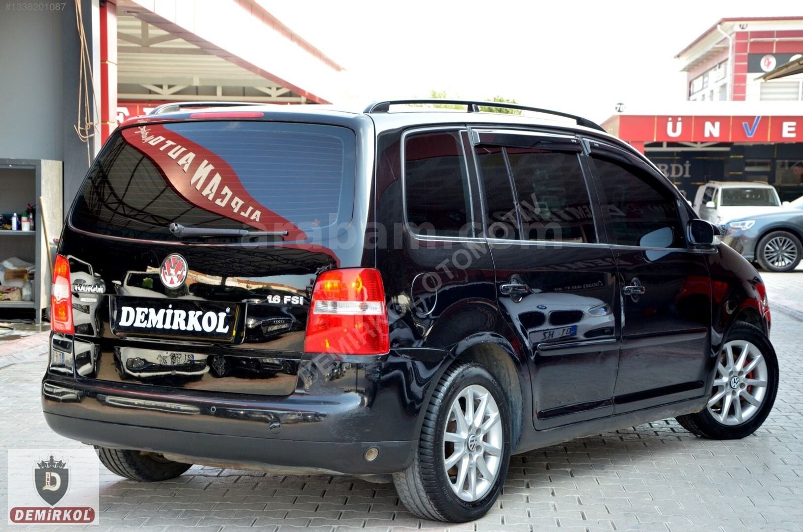 Galeriden Volkswagen Touran 1.6 FSi Comfortline 2004 Model Adana 280.000 km Siyah 6