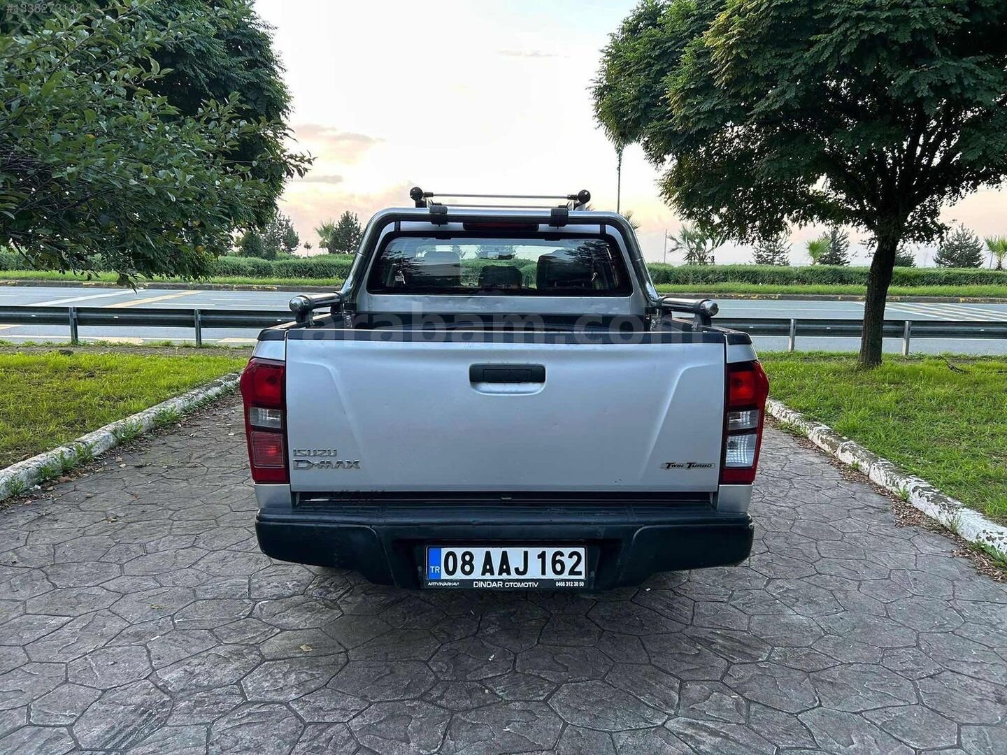 ISUZU D-MAX FUL BAKIMLI 6