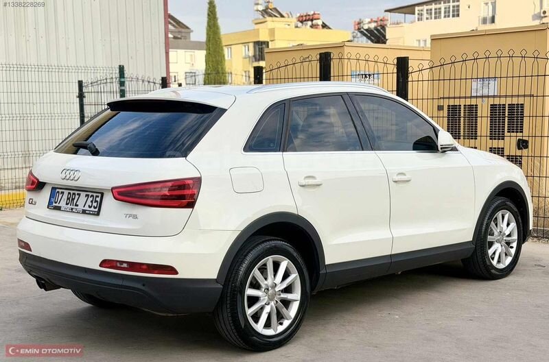 CAM TAVANLI 153 BİNDE Q3 1.4 TFSI S-TRONİC 7