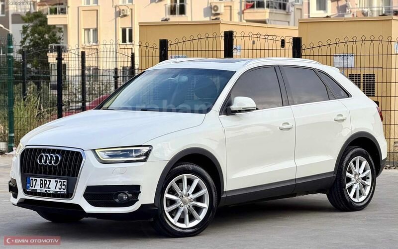 CAM TAVANLI 153 BİNDE Q3 1.4 TFSI S-TRONİC