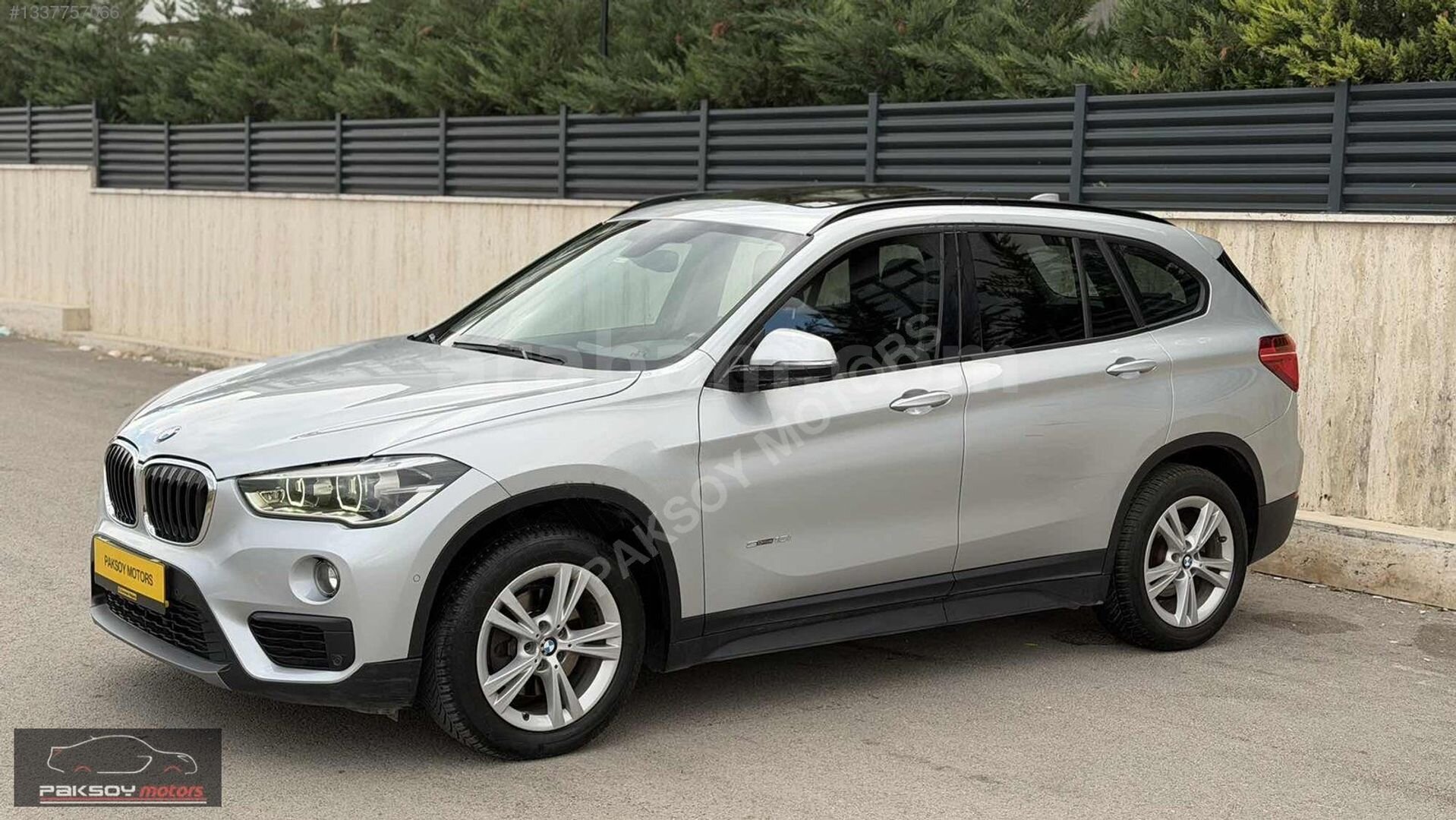 HATASIZ CAM TAVAN BMW X1 1.8sDrive 5