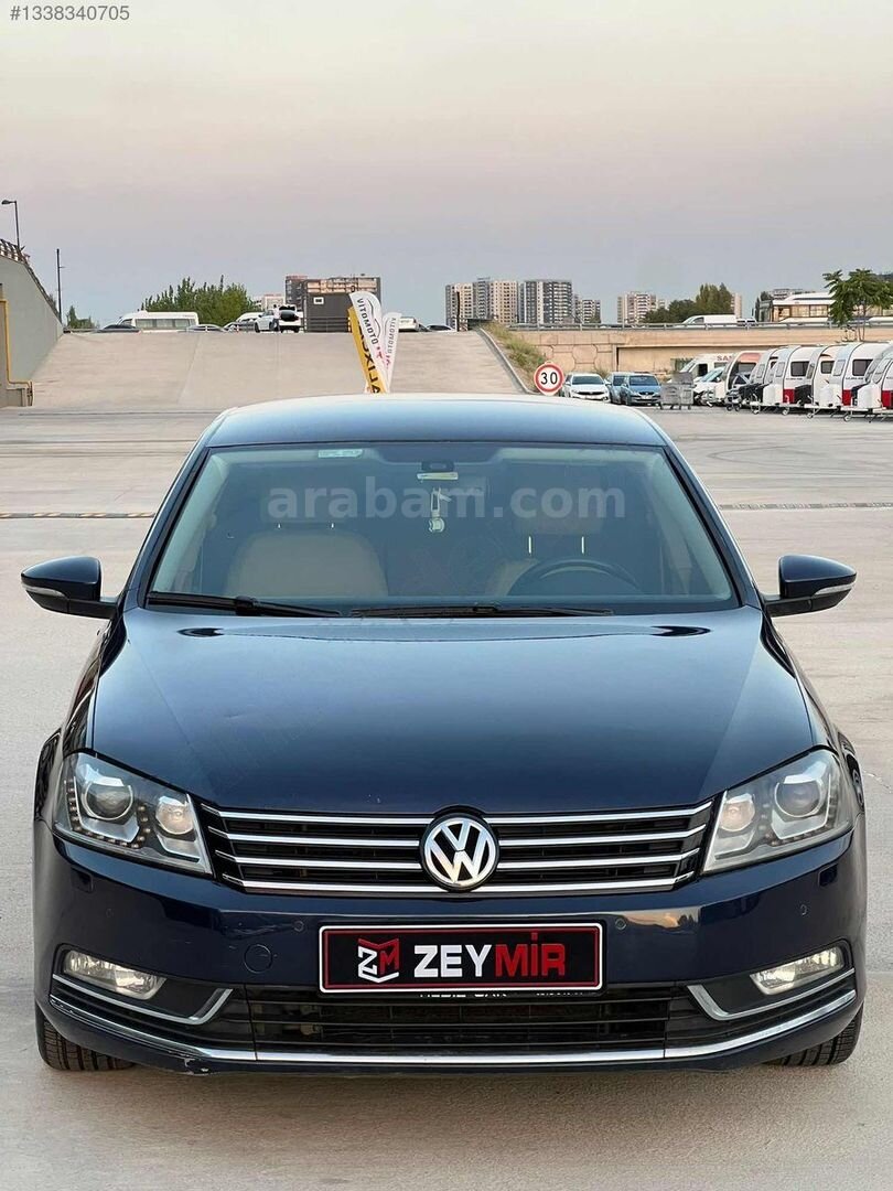 Galeriden Volkswagen Passat 1.6 TDi BlueMotion Comfortline 2014 Model Ankara 210.000 km Lacivert 3