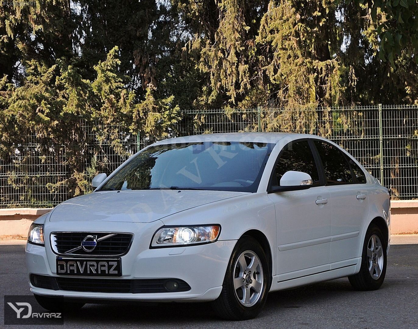 Galeriden Volvo S40 1.6 D Drive 2012 Model Antalya 285.000 km Beyaz 3