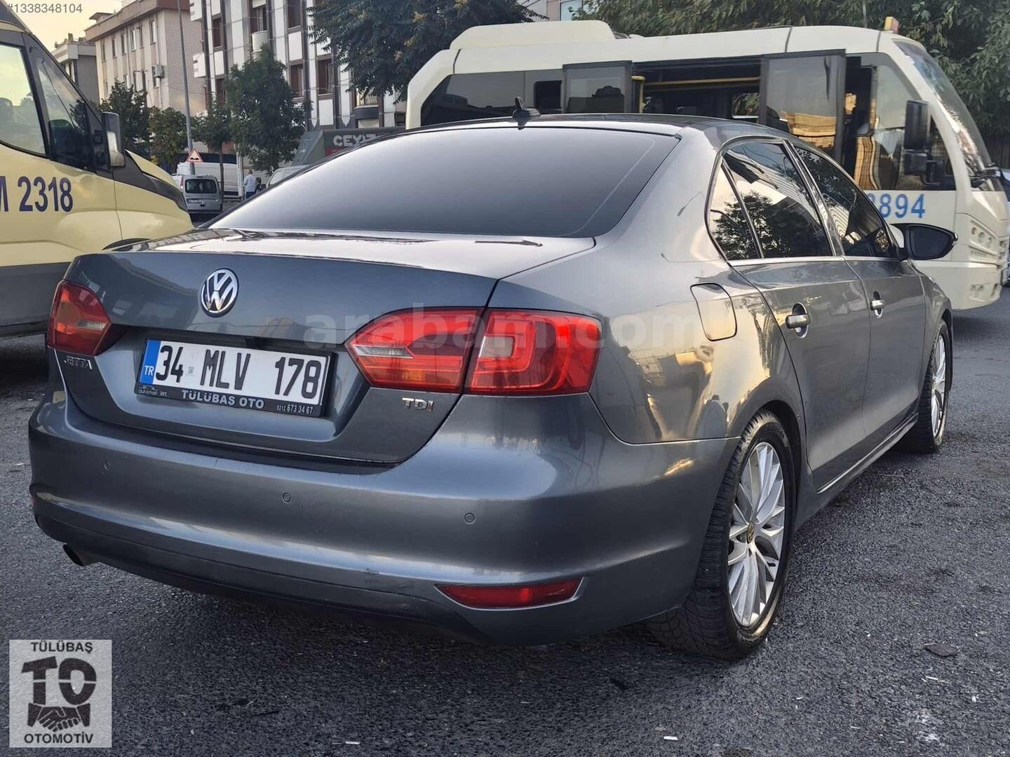Galeriden Volkswagen Jetta 1.6 TDi Highline 2011 Model İstanbul 290.000 km Gri 5