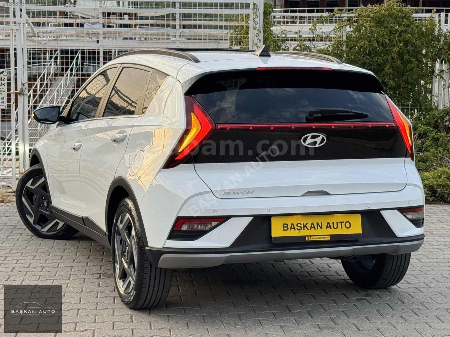 2025 18.300KM'DE HATASIZ GARANTİLİ 1.0T-GDİ ELİTE HYUNDAİ BAYON 4