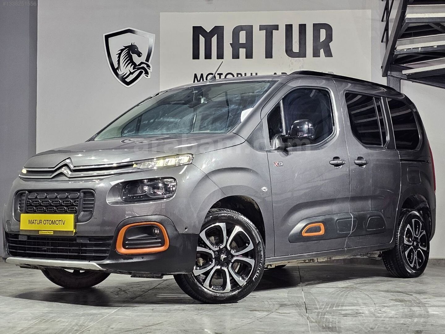 MATUR DAN:) 2024 47.000 DE 1 BOYA CAM TAVAN 2