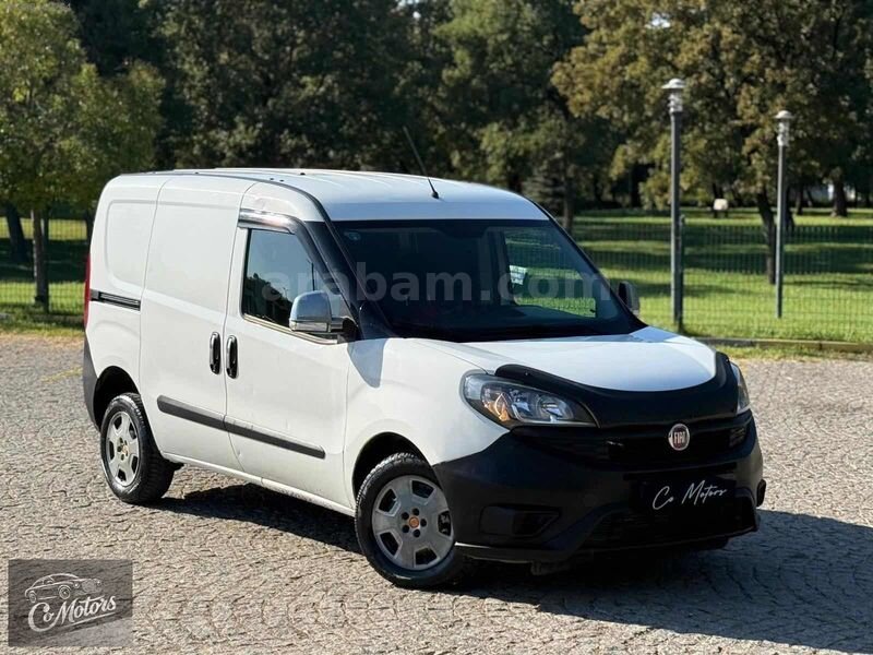 CO MOTORS'DAN 2020 DOBLO CARGO 1.3 MJT. KLİMALI 2 PARÇA BOYALI