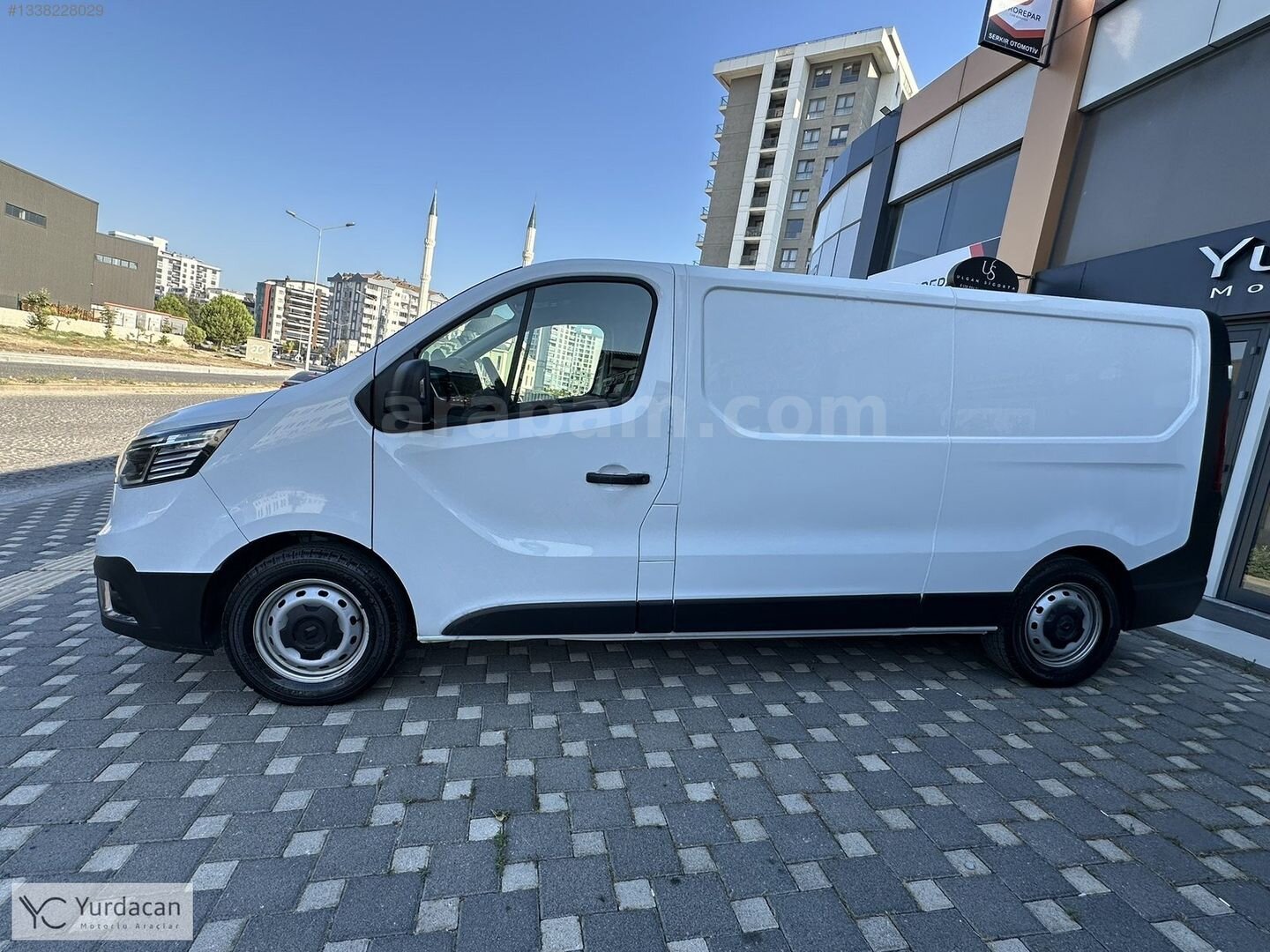YURDACAN MOTOR DEĞİŞENSİZ BAKIMLI 2023 RENAULT TRAFİC 6