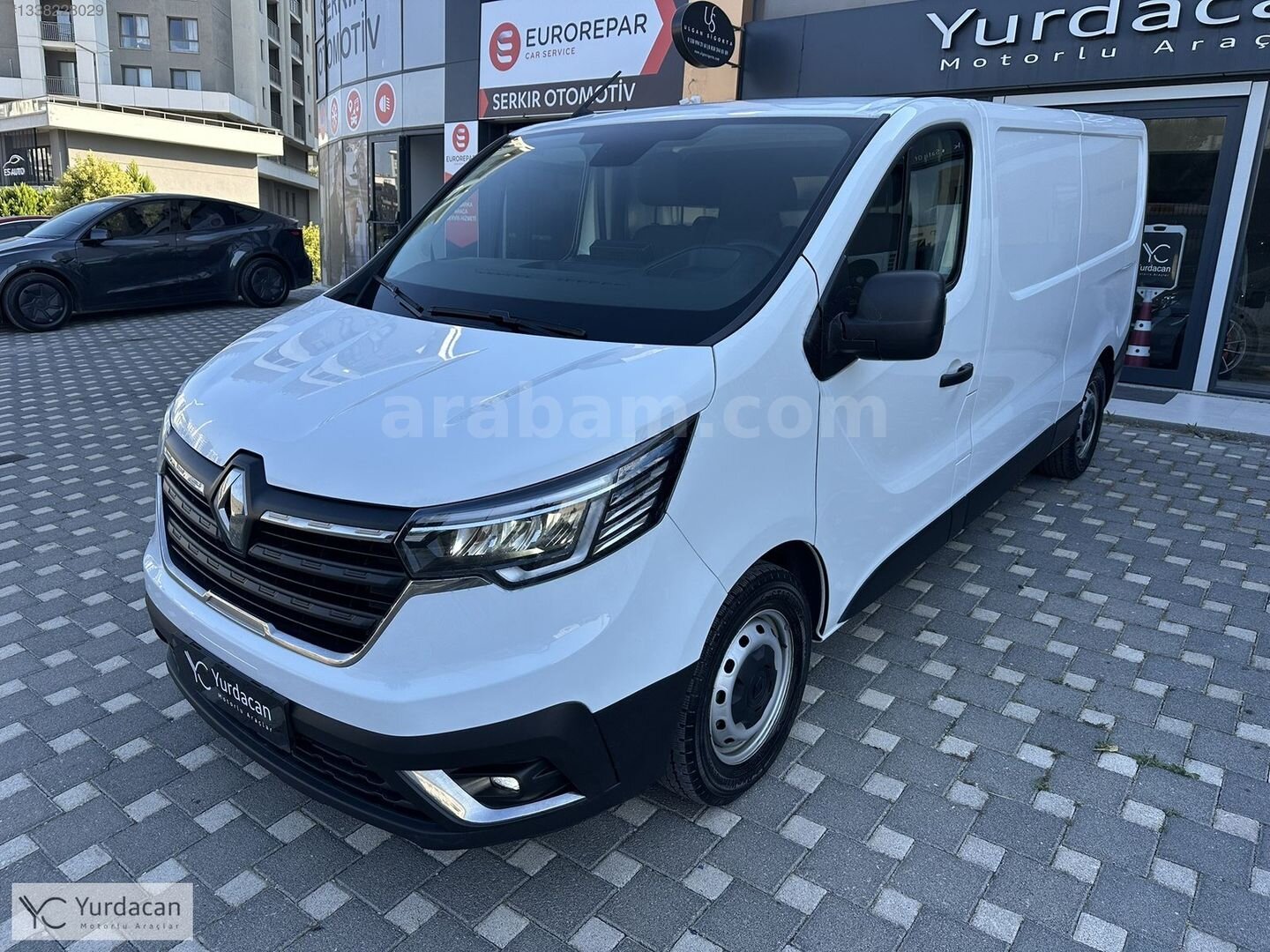 YURDACAN MOTOR DEĞİŞENSİZ BAKIMLI 2023 RENAULT TRAFİC 2