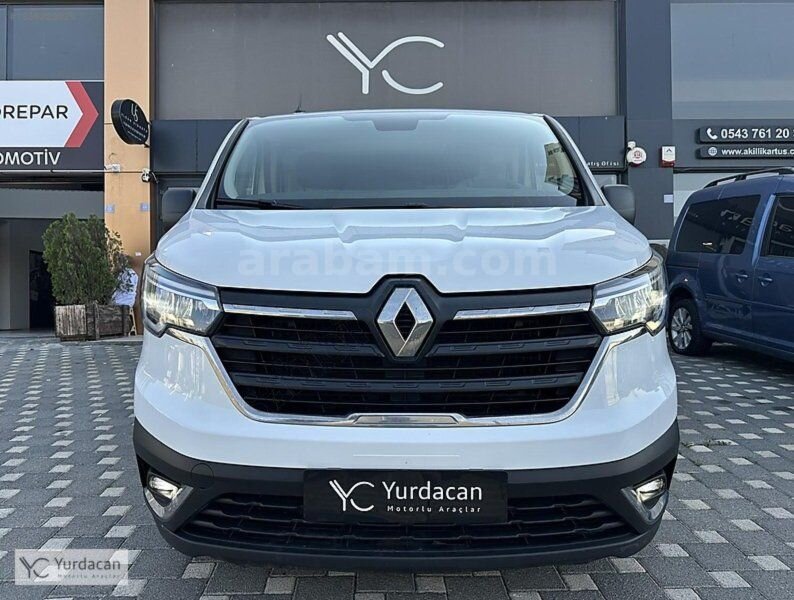 YURDACAN MOTOR DEĞİŞENSİZ BAKIMLI 2023 RENAULT TRAFİC