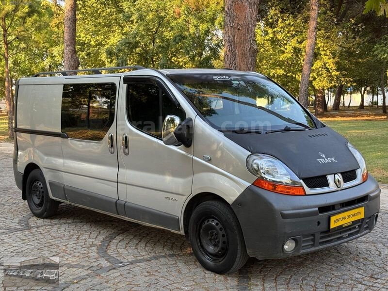 ŞENTÜRK'TEN 2005 MASRAFSIZ KLİMALI 5+1 KOLTUKLU RENAULT TRAFIC