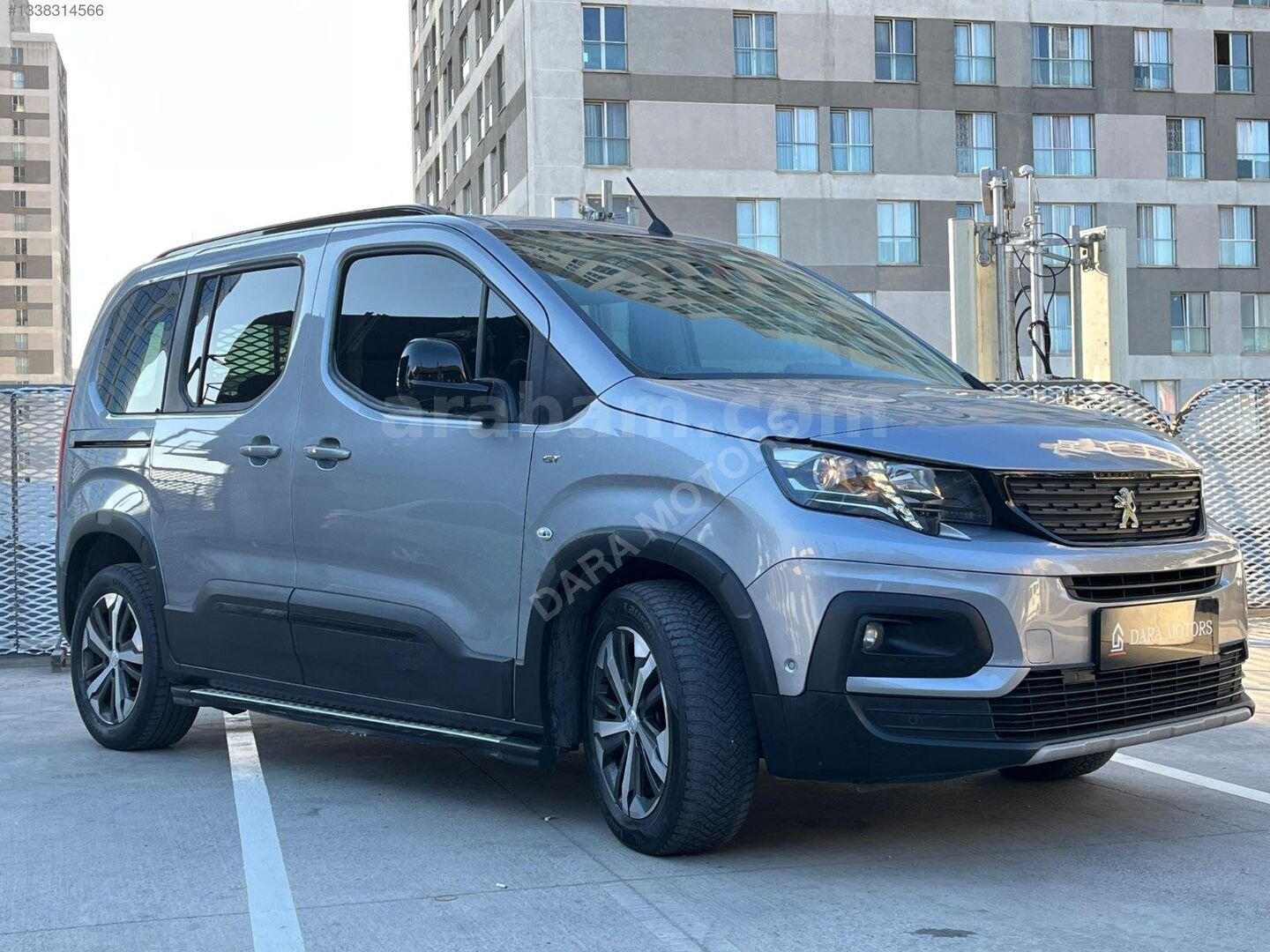 DARA MOTORS 2023 MODEL PEUGEOT RİFTER GT HATASIZ 87.000 BİN KM 5