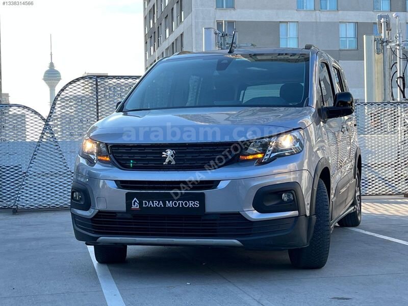DARA MOTORS 2023 MODEL PEUGEOT RİFTER GT HATASIZ 87.000 BİN KM