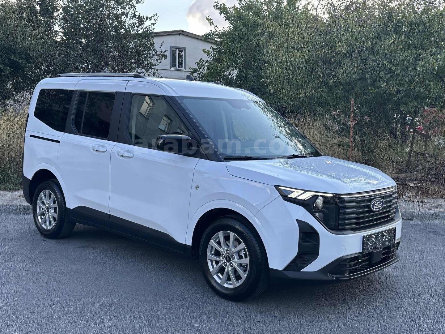 2026 TOURNEO COURİER 1.5 DİZEL TİTANİUM HATASIZ BOYASIZ 7
