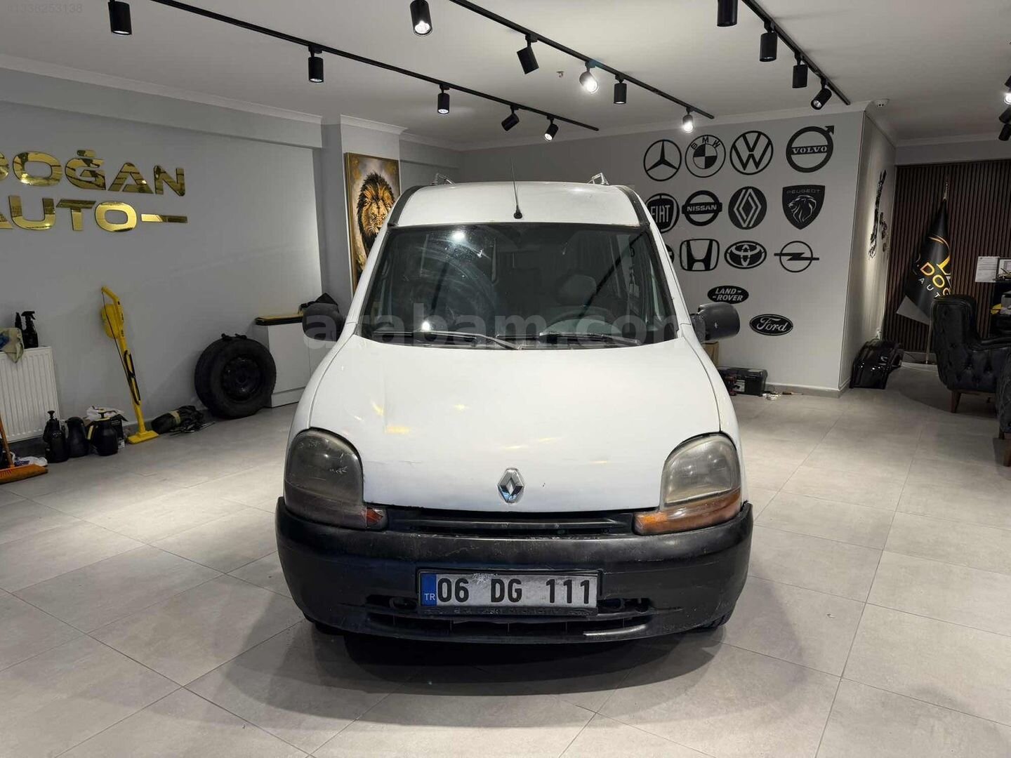 D. DOĞAN AUTO' DAN 2000 MODEL KANGO FIRSAT ARACI 1