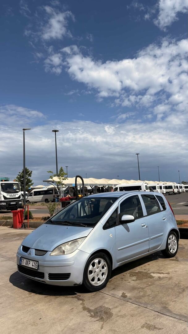 Sahibinden Mitsubishi Colt 1.3 Invite 2006 Model 2