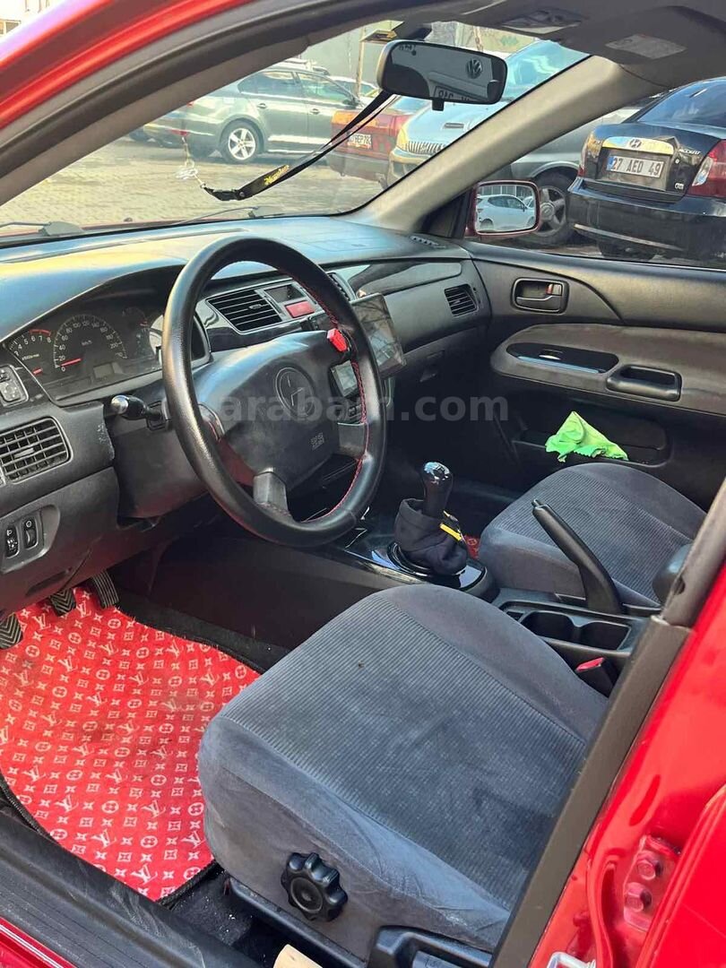 Sahibinden Mitsubishi Lancer 1.6 Comfort 2004 Model 3