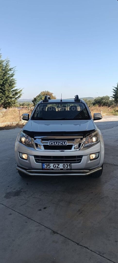 Galeriden Isuzu D-Max 2.5 4x2 Limited 2017 Model İzmir 3
