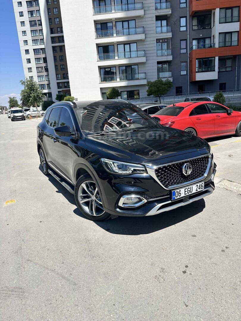 Değişensiz Boyasız Düşük KM MG HS 1.5 T-GDI Luxury 2023 Model 2