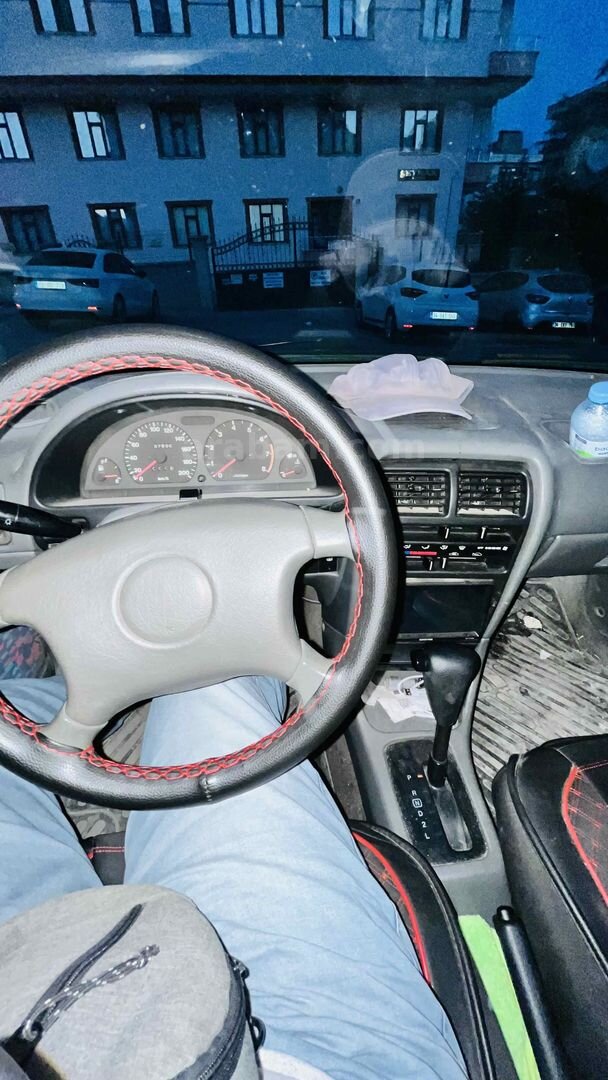 Sahibinden Suzuki Swift 1.3 GLX 2001 Model 32.000 km Mavi 4