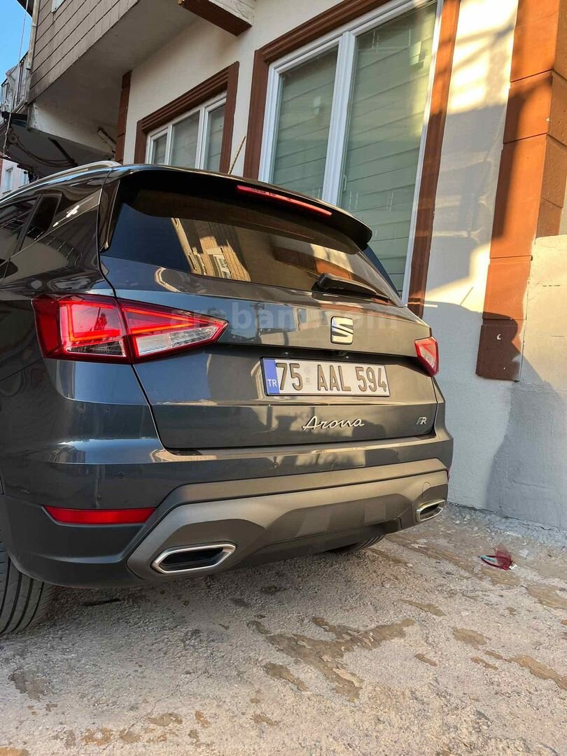 Sahibinden Seat Arona 1.0 EcoTSI FR 2024 Model 3