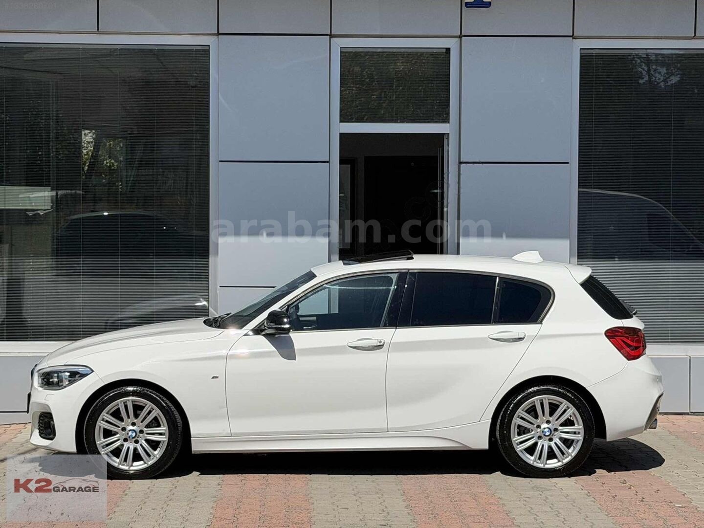 Galeriden BMW 1 Serisi 116d M Plus 2015 Model İstanbul 195.000 km Beyaz 4