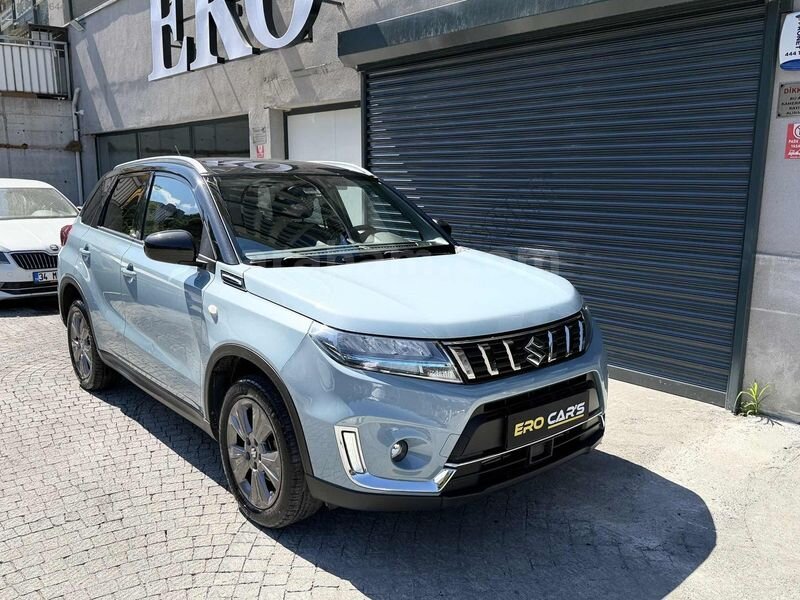 Ero Car's Dan 2022 Suziki Vitara Hybrit Hatasız Boyasz Çift Renk