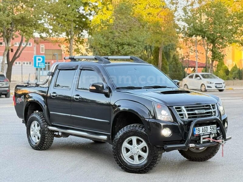 MESS OTOMOTİV'DEN HATASIZ 4x4 OTOMATİK D-MAX