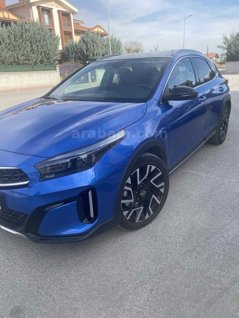 Sahibinden Kia Ceed 1.5 T-GDI Elegance 2025 Model 1