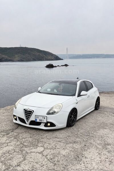 Sahibinden Alfa Romeo Giulietta 1.6 JTD Distinctive 2012 Model 263.000 km Beyaz
