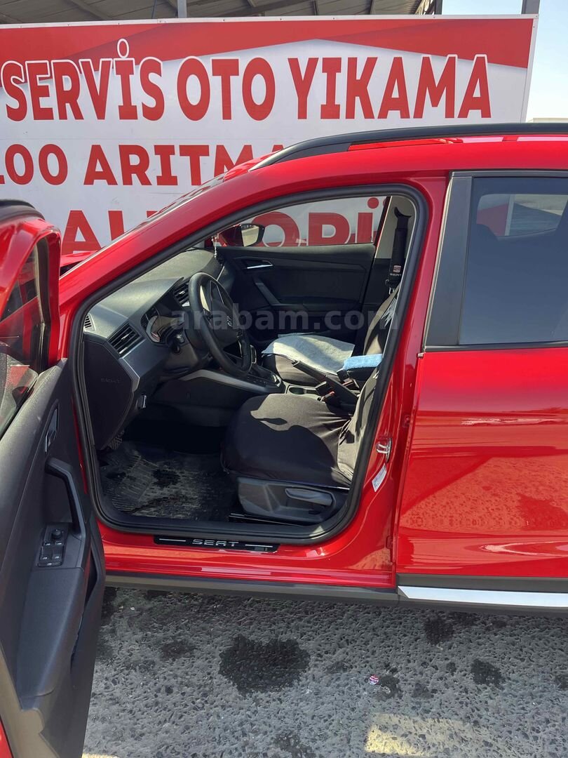 Sahibinden Seat Arona 1.0 EcoTSI Style Plus 2021 Model 2