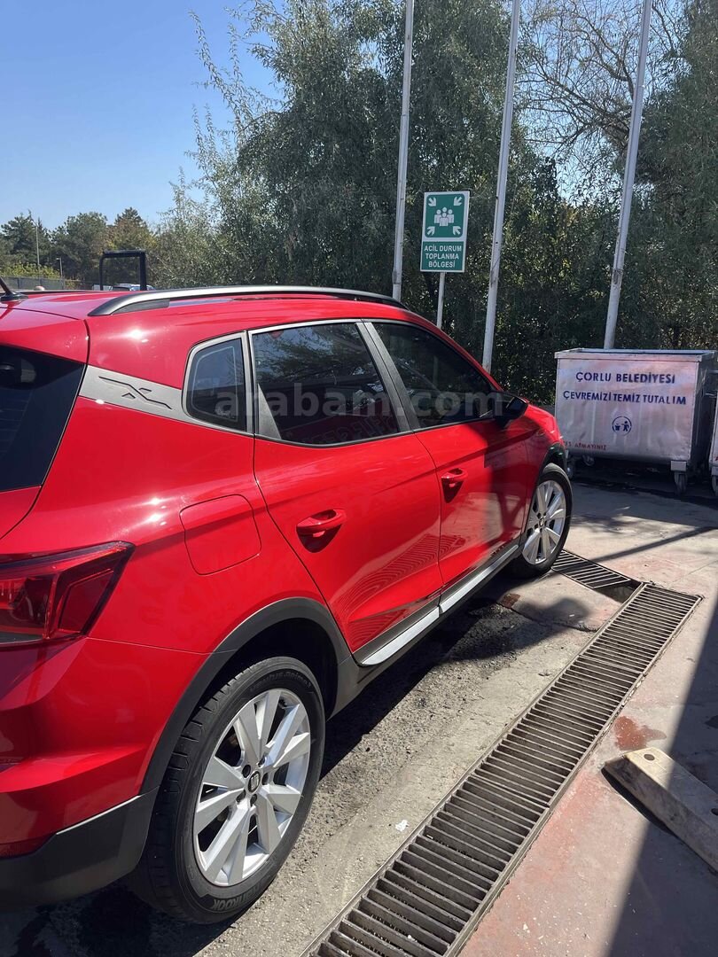 Sahibinden Seat Arona 1.0 EcoTSI Style Plus 2021 Model 5