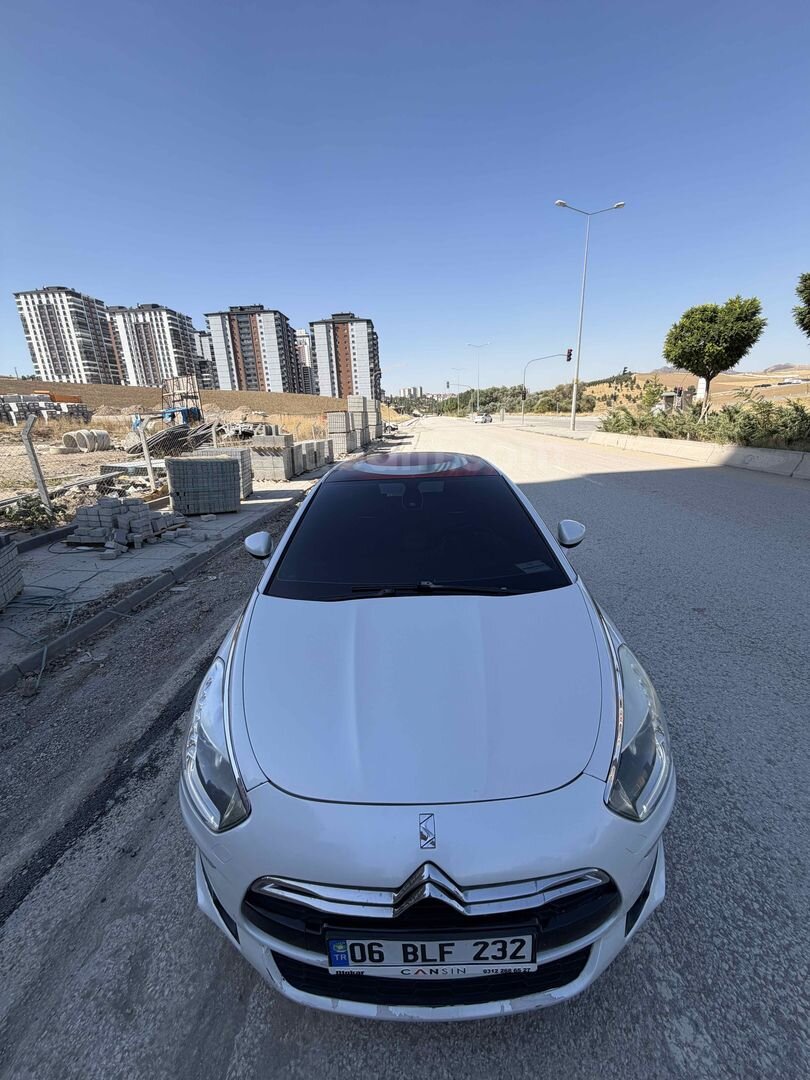 Sahibinden DS Automobiles DS5 1.6 e-HDi DSport 2013 Model 2