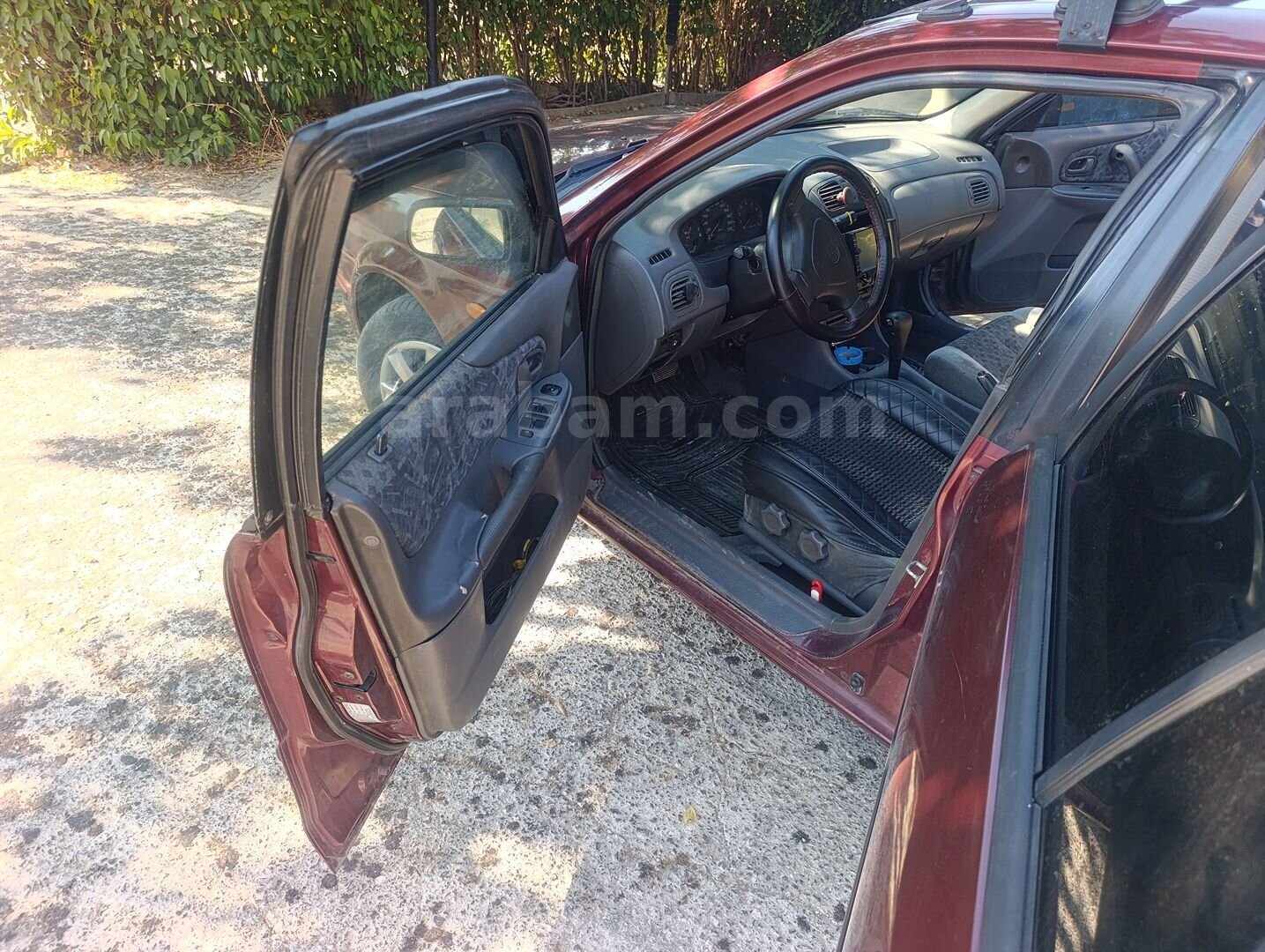 Sahibinden Mazda 323 1.5 Familia 2000 Model otomatik Full bakımlı al git istediğin yere 5