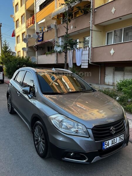 Sahibinden Suzuki S cross Sx4 GL+ 2013 Model 188.000 km Gri