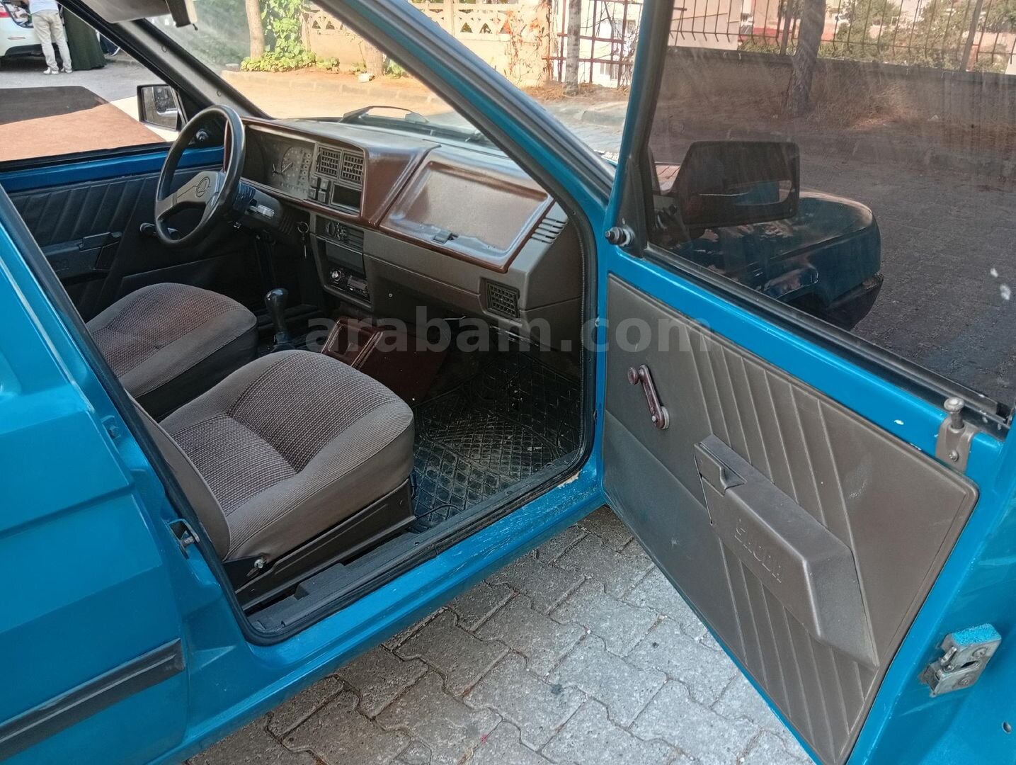 Galeriden Skoda Favorit 135 L 1992 Model Tokat 224.000 km Mavi 6