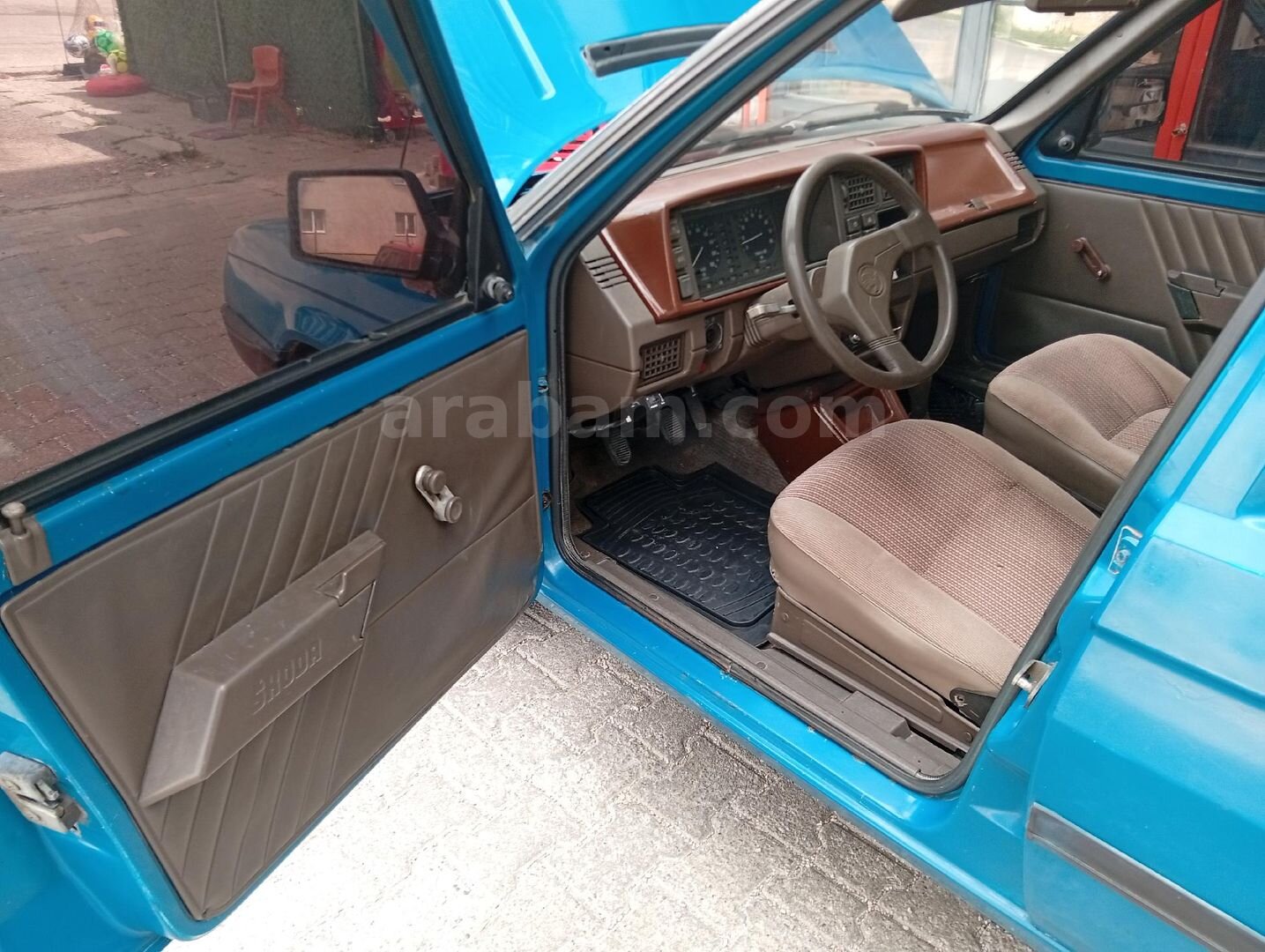 Galeriden Skoda Favorit 135 L 1992 Model Tokat 224.000 km Mavi 3