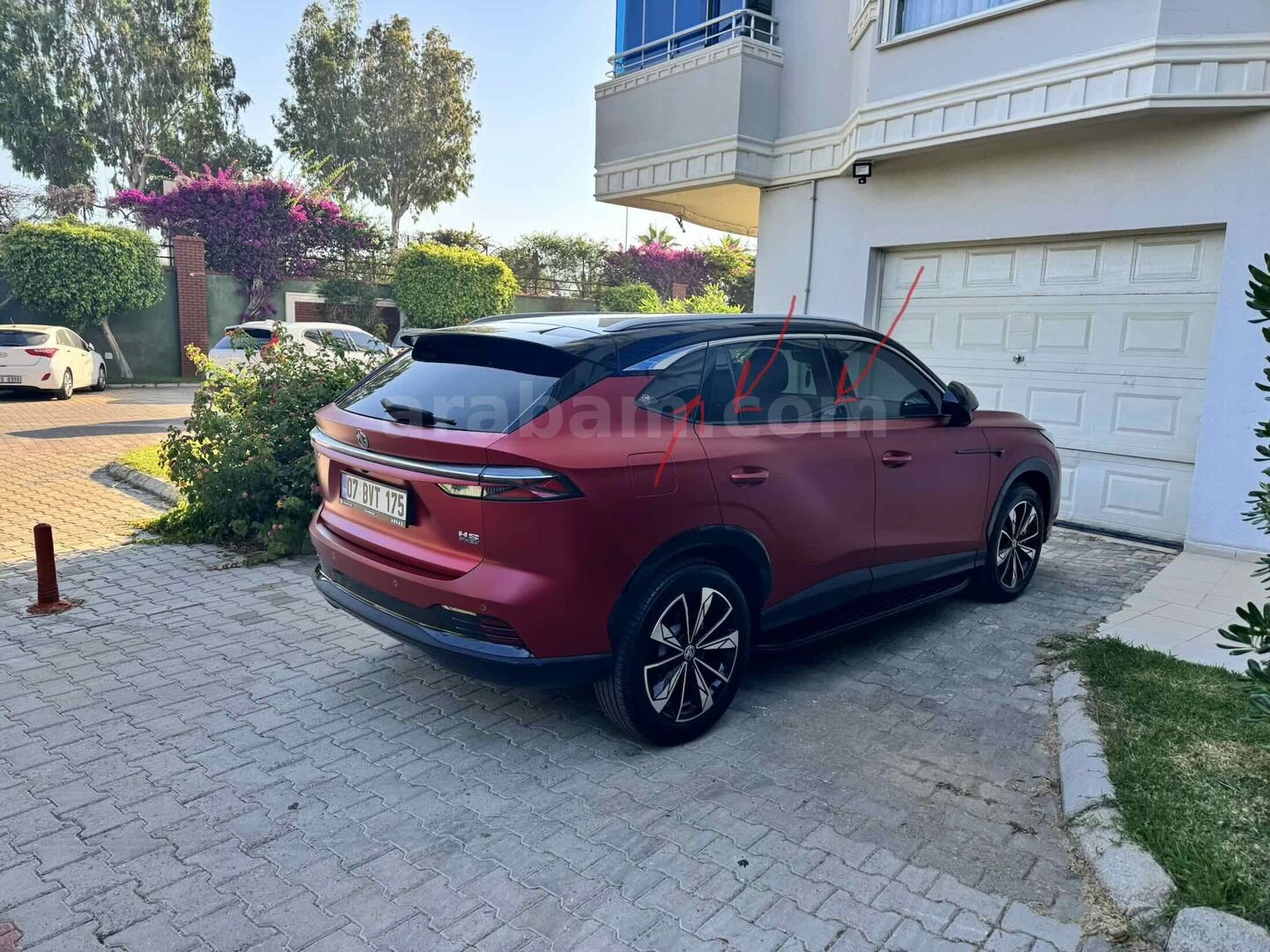 Sahibinden MG HS T Plug-in 2024 Model 22.000 km Kırmızı 4