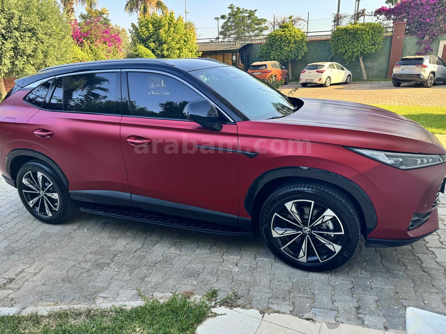 Sahibinden MG HS T Plug-in 2024 Model 22.000 km Kırmızı 5