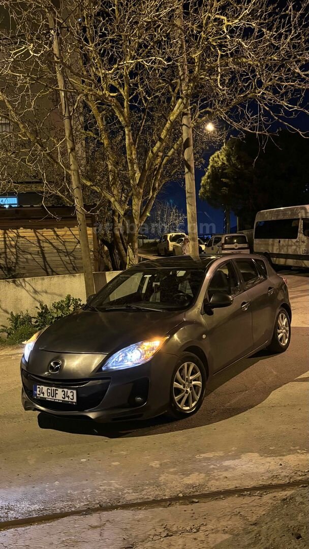 Sahibinden Mazda 3 1.6 Impressive 2012 Model 156.000 km Gri (titanyum)*ağır hasar kayıtlıdır* 4