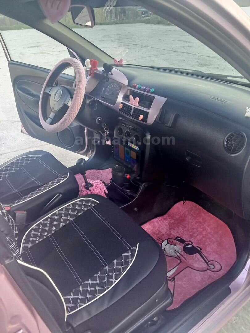 Sahibinden Daihatsu Cuore 1.0 High Grade 2004 Model İstanbul 246.000 km Pembe 7