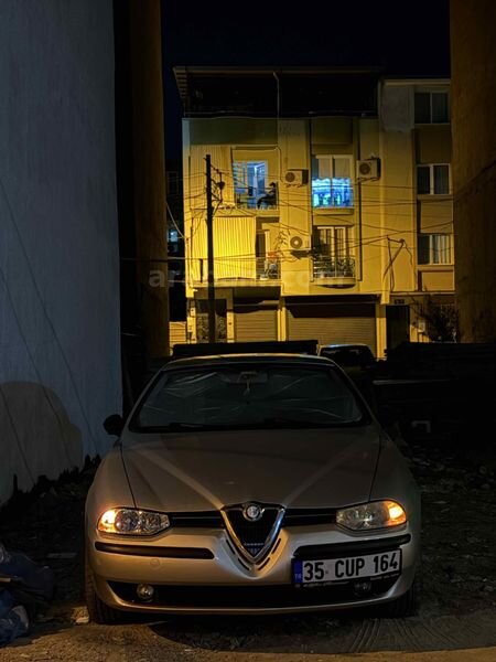 SAHİBİNDEN 184.000KM 2002 OTOMATİK ALFA ROMEO 156 2