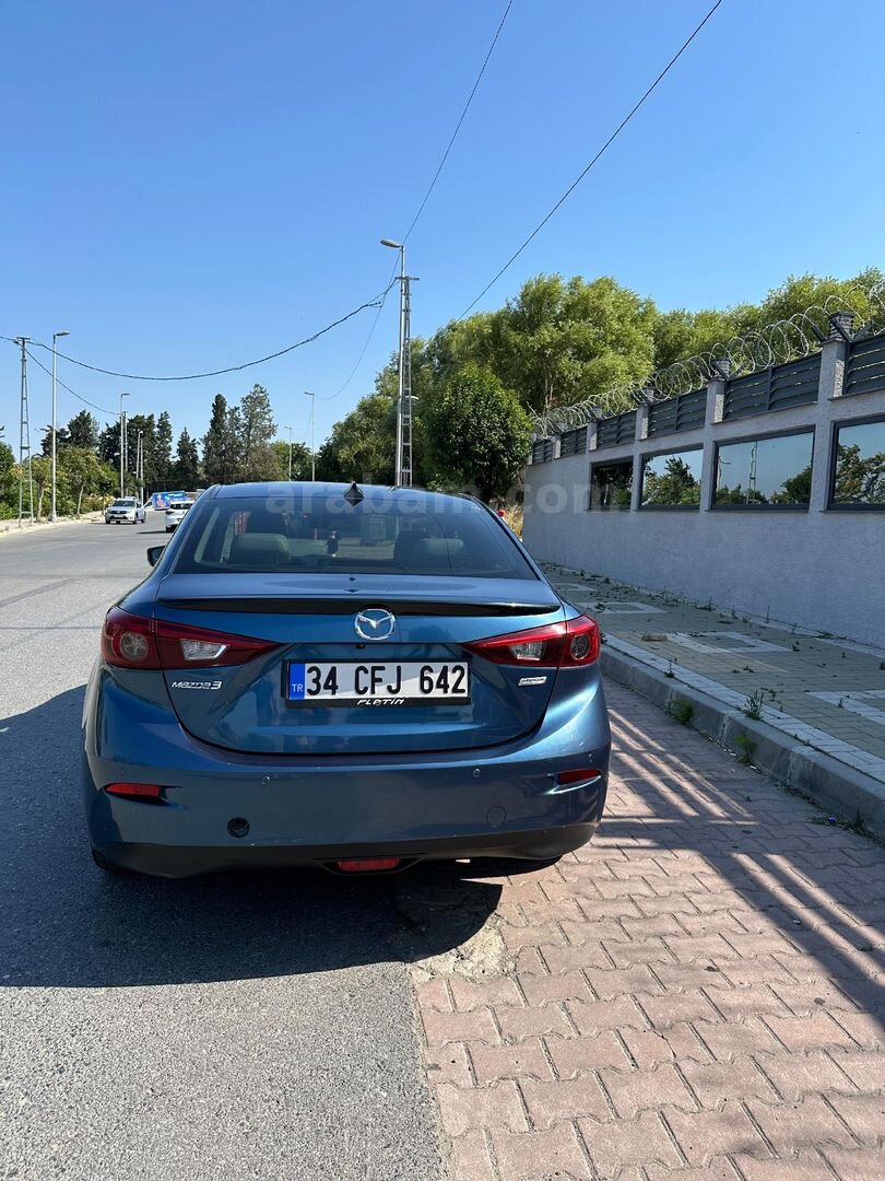 Değişeni Boyası Tramer kaydı yok Tüm bakımları yapıldı. Tertemiz. Sahibinden Mazda 3 1.5 SkyActive-D Power Sense 2017 Model 4